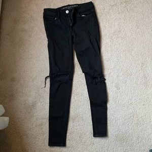 American Eagle ripped knee jeggings